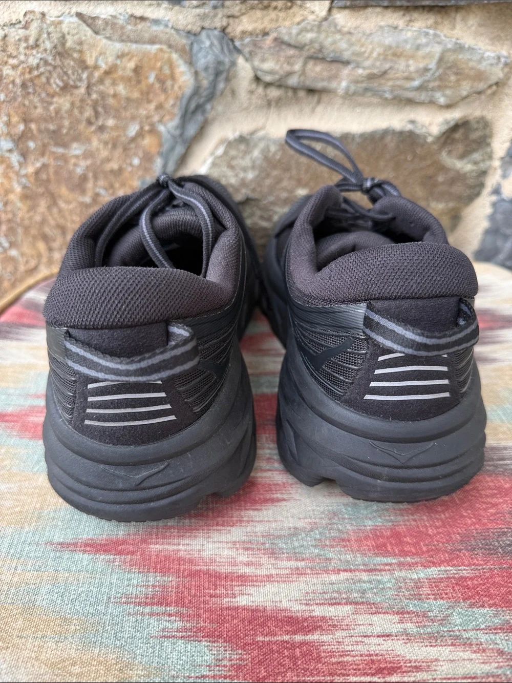 Hoka One One Men's Bondi 7 Sneaker Shoes in Black Size 7